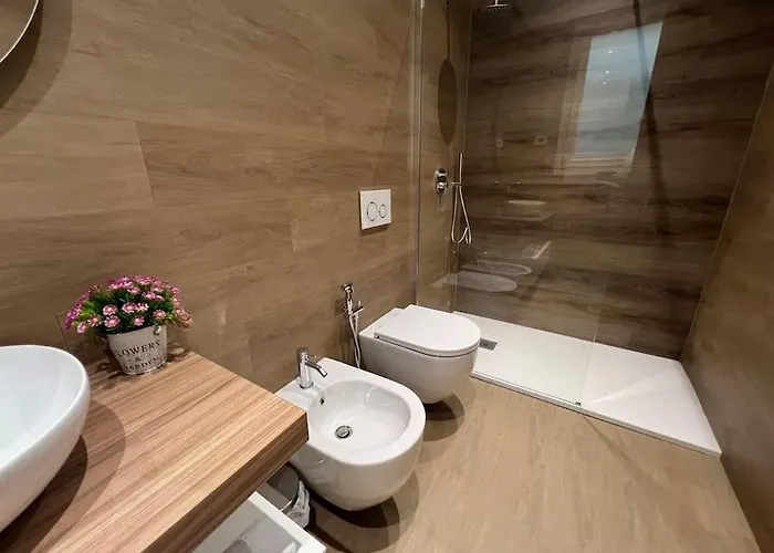 Castello Estense Luxury - Centro شقة